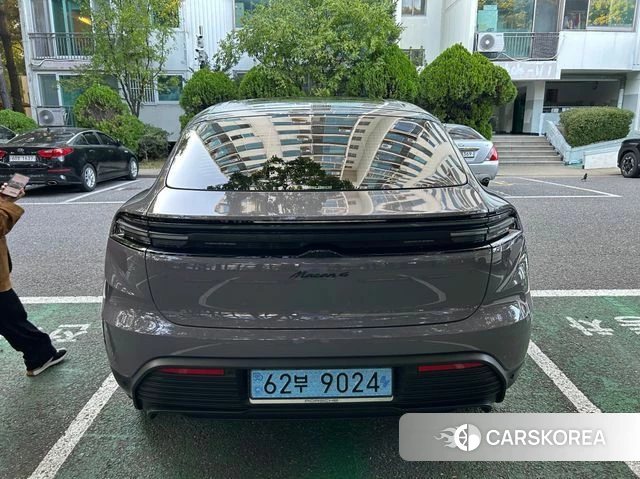 Porsche Taycan id 4995604 из Кореи 7