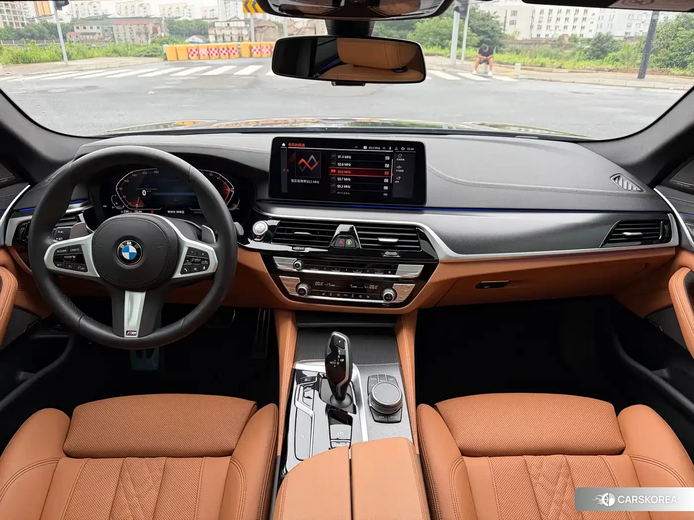 BMW 5 series 2023 Черный из Китая, фото 6
