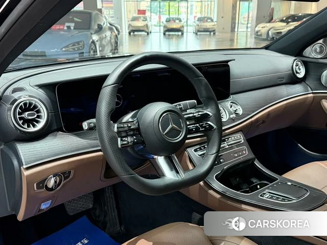 Mercedes-Benz E-Class 2021 Черный из Китая, фото 6
