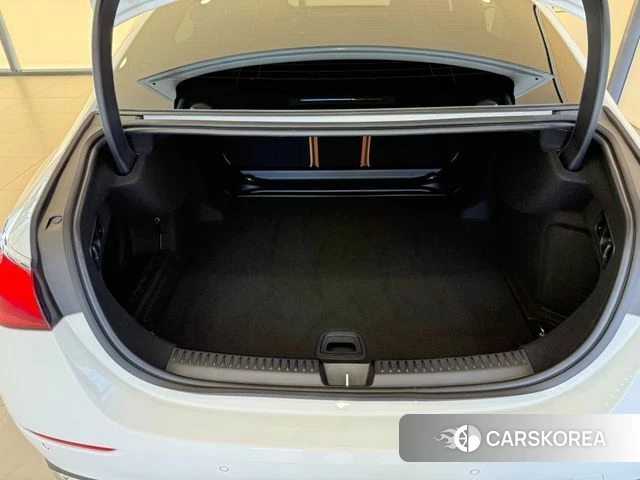 Mercedes-Benz E-Class W214 2026 Белый из Кореи, фото 6