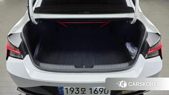 Hyundai Avante (CN7) 2022 Белый из Кореи, фото 6