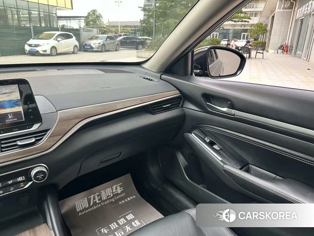Nissan Altima 2022 Черный из Китая, фото 6