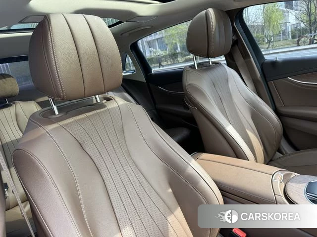 Mercedes-Benz E-Class 2021 Черный из Китая, фото 6