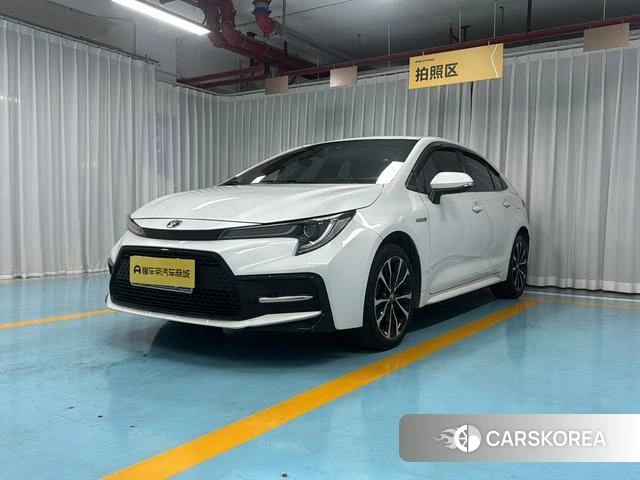 Toyota Levin 2021 Белый из Китая, фото 6