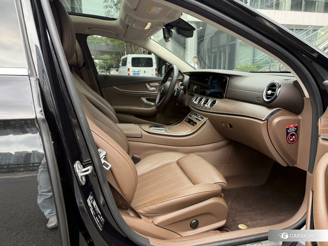 Mercedes-Benz E-Class 2022 Черный из Китая, фото 6