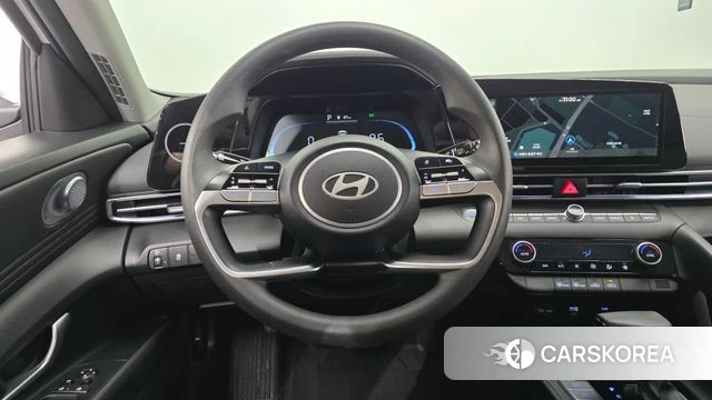 Hyundai The New Avante (CN7) 2024 Белый из Кореи, фото 6