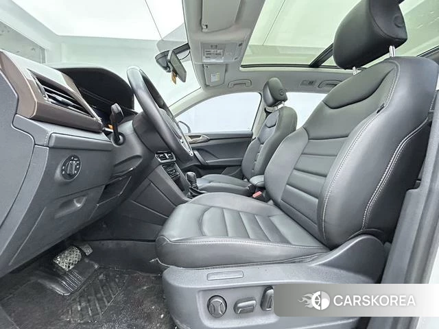 Volkswagen Tharu 2023 Белый из Китая, фото 6