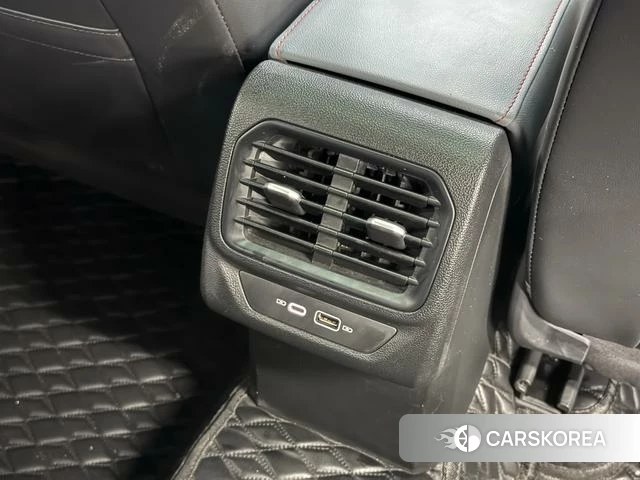 Volkswagen Lamando 2022 Темно-серый из Китая, фото 6