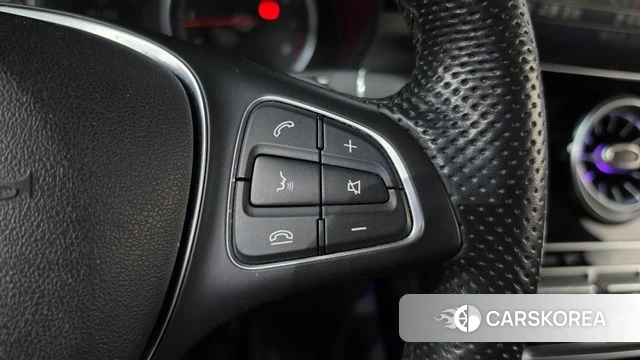 Mercedes-Benz GLC-Class X253 2018 Белый из Кореи, фото 6