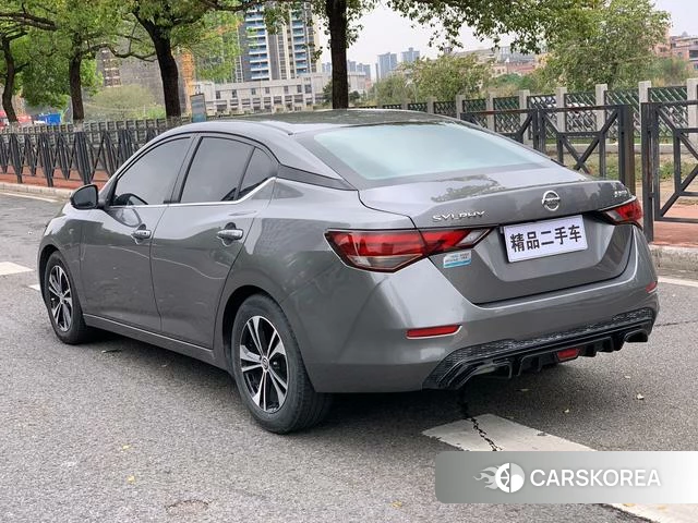 Nissan Sylphy 2021 Серебристо-серый из Китая, фото 6
