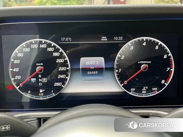 Mercedes-Benz G-Class 2021 Белый из Китая, фото 6