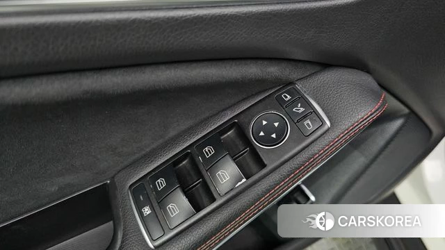 Mercedes-Benz GLA-Class X156 2018 Белый из Кореи, фото 6