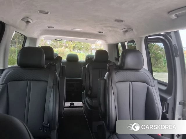 Hyundai Staria 2022 Песочный из Кореи, фото 6
