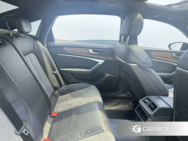 Audi A6L 2021 Черный из Китая, фото 6
