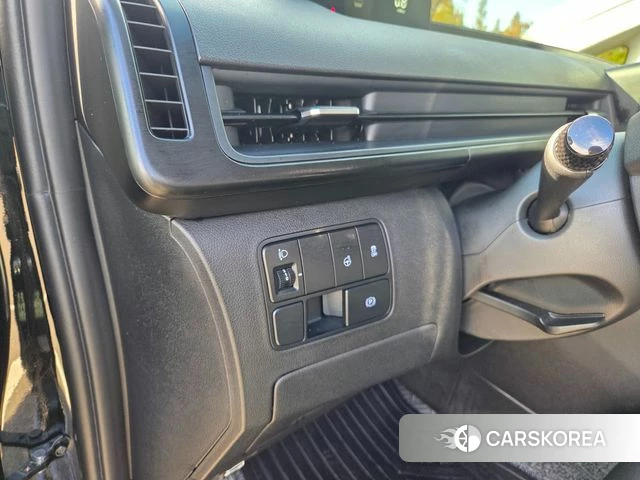 Hyundai Staria 2025 Черный из Кореи, фото 6