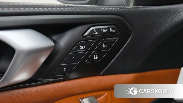 BMW X7 (G07) 2025 Белый из Кореи, фото 6