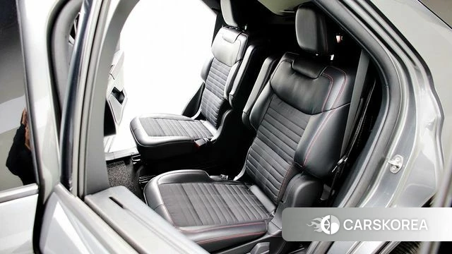 Ford Explorer 6th Generation 2025 Серый из Кореи, фото 6