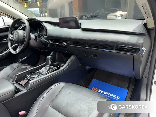 Mazda 3 2021 Белый из Китая, фото 6