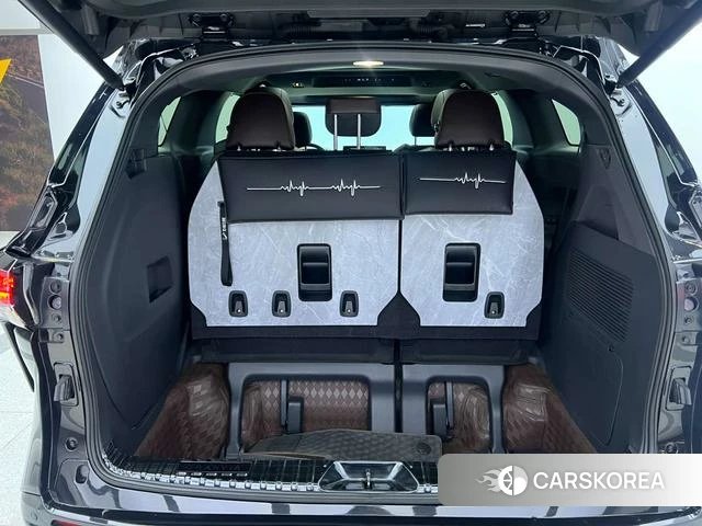 Toyota Granvia 2025 Черный из Китая, фото 6
