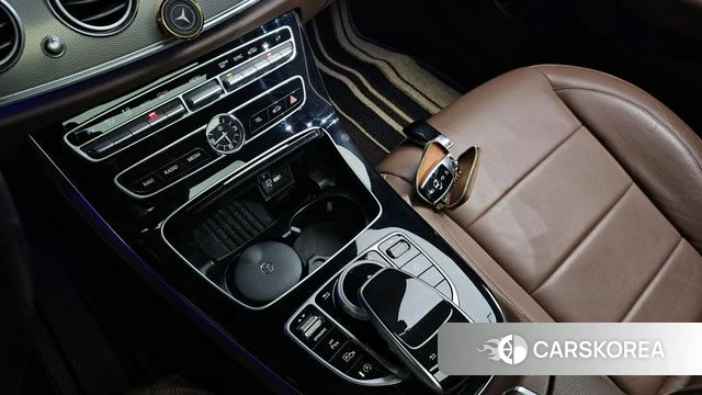 Mercedes-Benz E-Class W213 2019 Черный из Кореи, фото 6