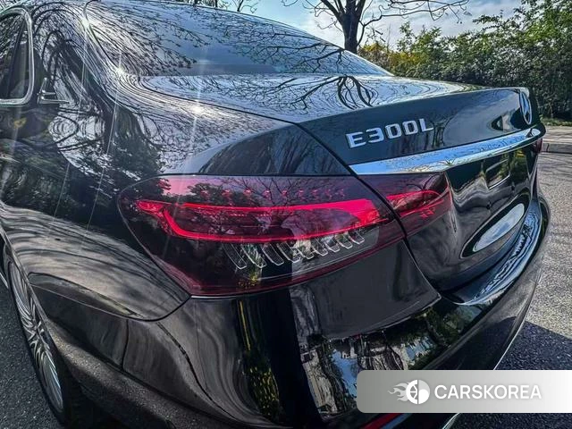 Mercedes-Benz E-Class 2023 Черный из Китая, фото 6