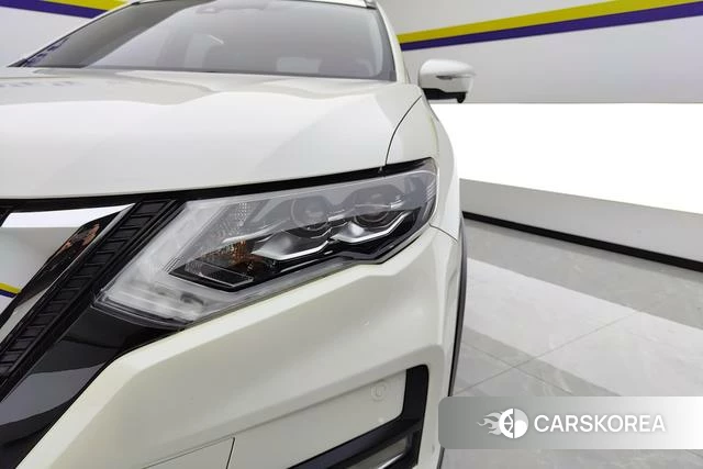 Nissan X-Trail 2021 Белый из Китая, фото 6