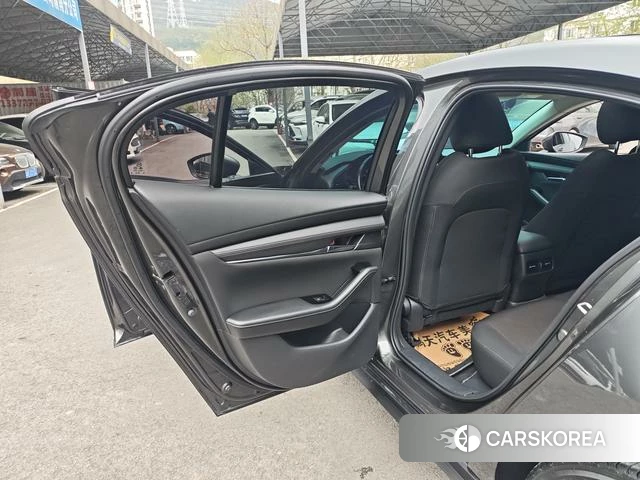 Mazda 3 2024 Темно-серый из Китая, фото 6