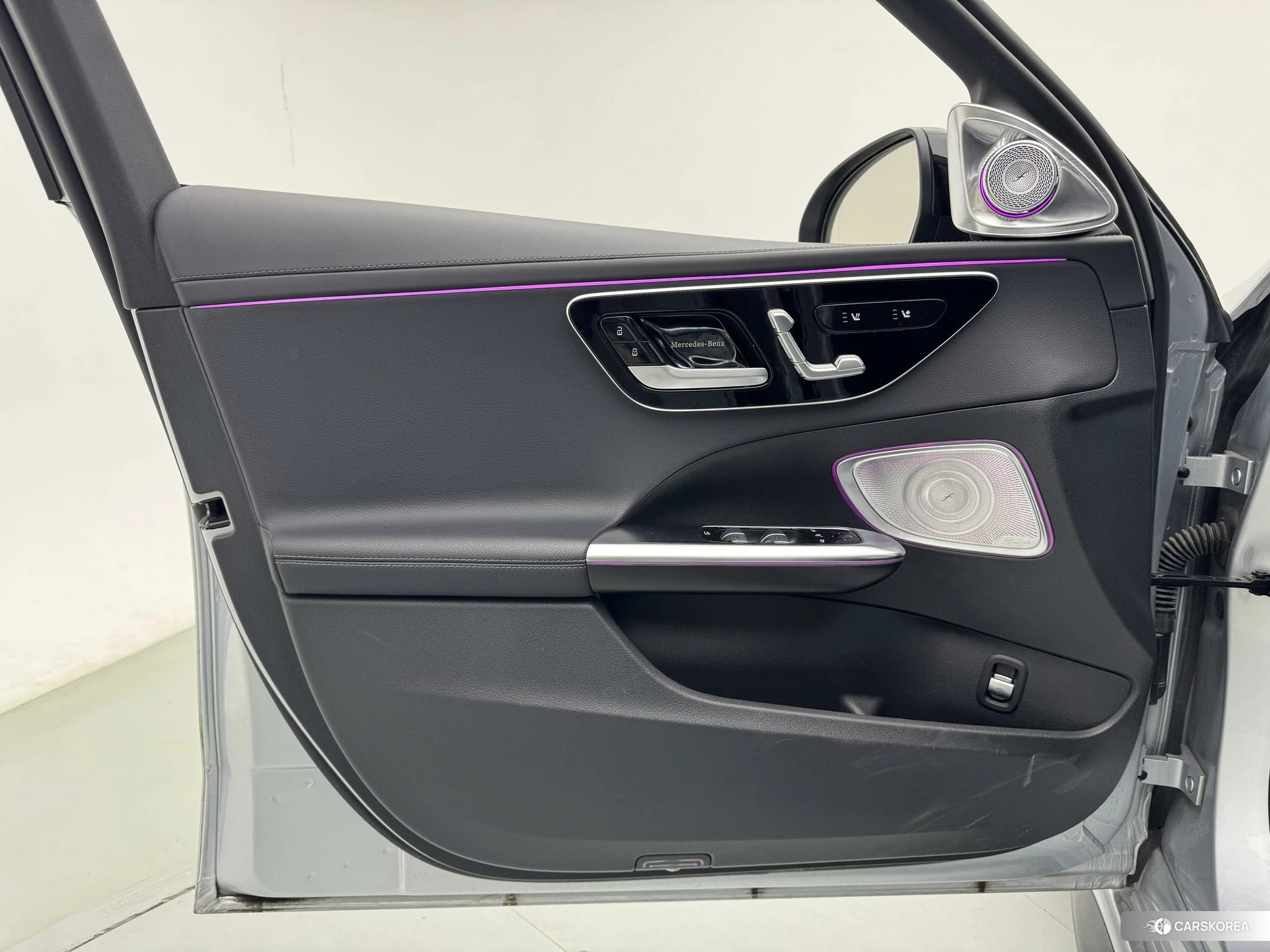 Mercedes-Benz C-class 2023 Серебристо-серый из Китая, фото 6