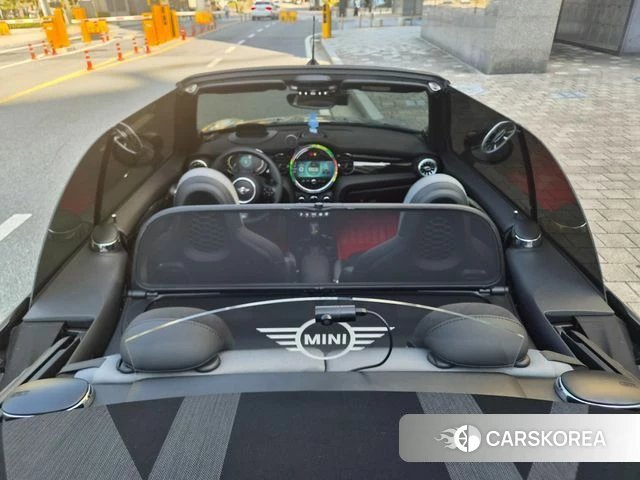 Mini Cooper S Convertible 2023 Серебристо-серый из Кореи, фото 6