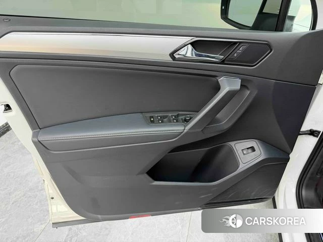 Volkswagen Tiguan L 2021 Белый из Китая, фото 6