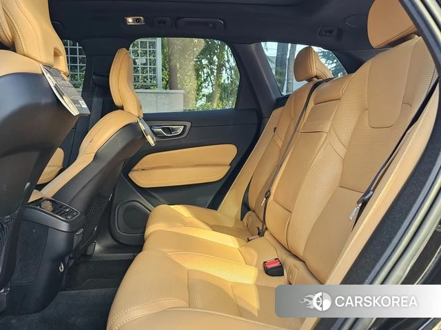 Volvo XC60 second Generation 2018 Черный из Кореи, фото 6