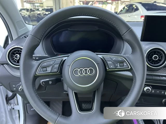 Audi Q2L 2021 Белый из Китая, фото 6