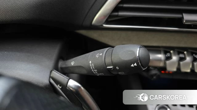 Peugeot 5008 second generation 2022 Белый из Кореи, фото 6