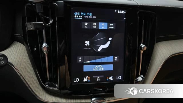 Volvo XC60 second Generation 2018 Белый из Кореи, фото 6