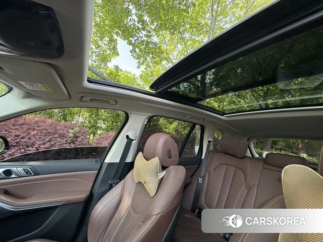 BMW X5 2021 Темно-серый из Китая, фото 6