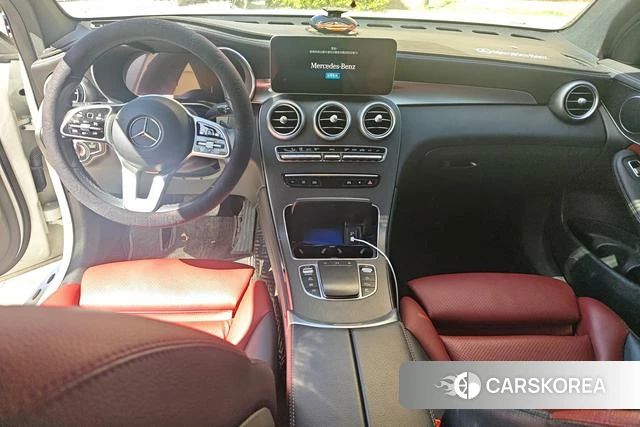 Mercedes-Benz GLC 2021 Белый из Китая, фото 6