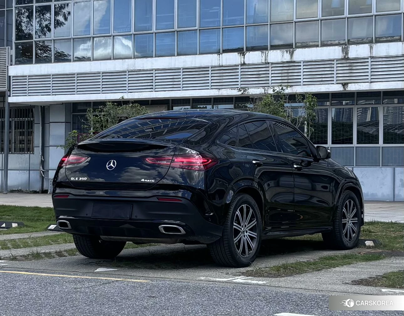 Mercedes-Benz GLE 2023 Черный из Китая, фото 6