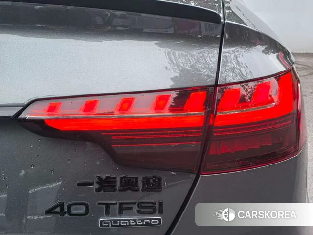Audi A4L 2024 Темно-серый из Китая, фото 6