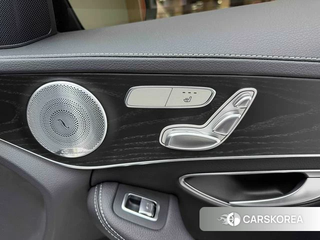 Mercedes-Benz C-class 2021 Белый из Китая, фото 6