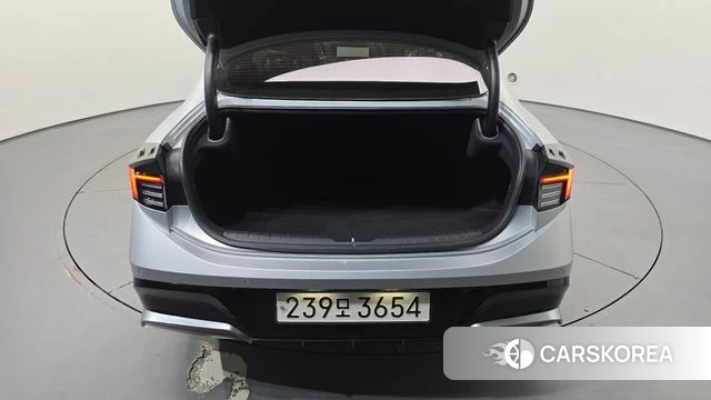 Hyundai Sonata D Edge (DN8) 2024 Серебристо-серый из Кореи, фото 6