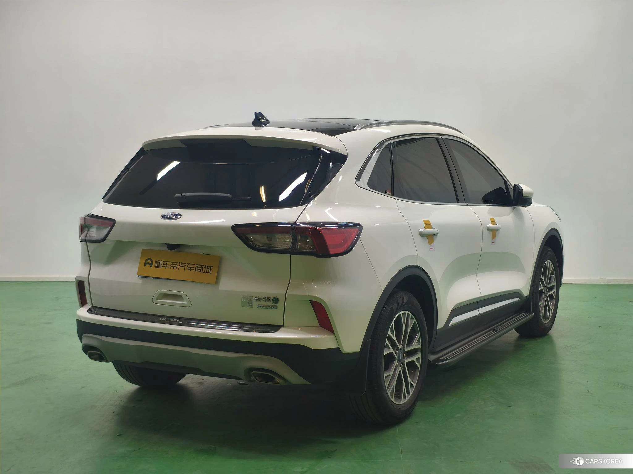 Ford Escape 2020 Белый из Китая, фото 6