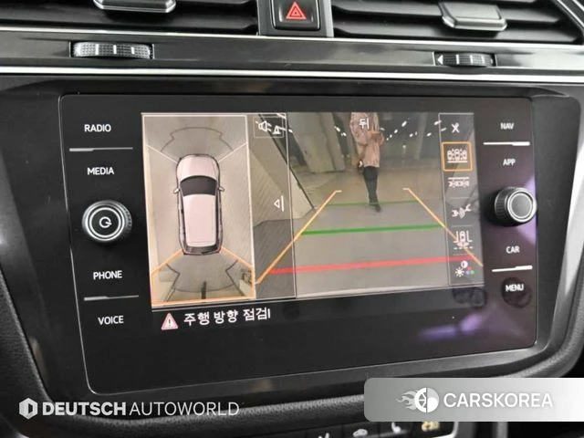 Volkswagen Tiguan Allspace 2018 Серебристо-серый из Кореи, фото 6
