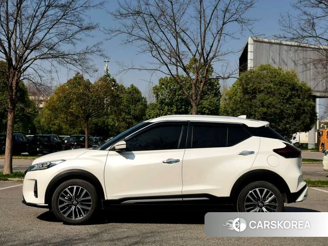 Nissan Kicks 2023 Белый из Китая, фото 6