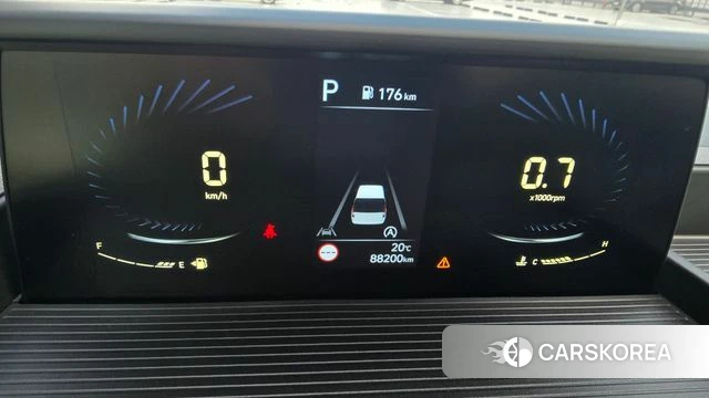 Hyundai Staria 2022 Белый из Кореи, фото 6
