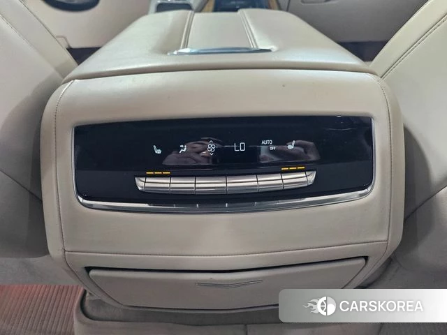 Cadillac Escalade 5th Generation 2022 Черный из Кореи, фото 6