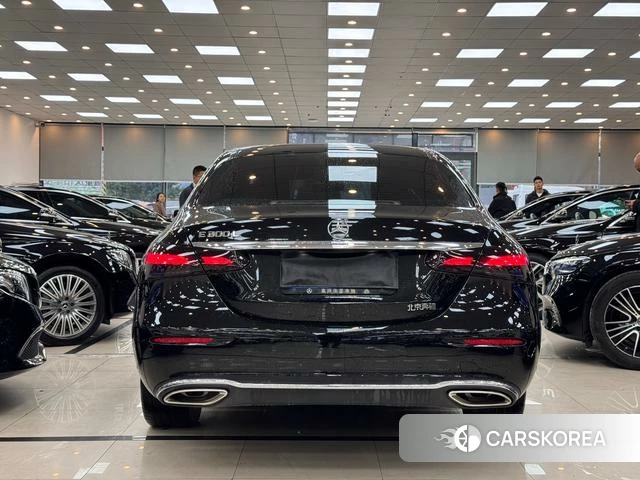 Mercedes-Benz E-Class 2024 Черный из Китая, фото 6