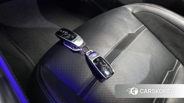 Mercedes-Benz AMG GT 2022 Белый из Кореи, фото 6