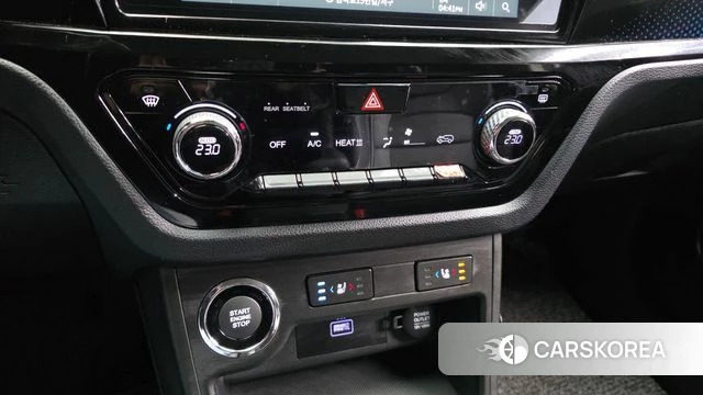 Ssangyong Korando EV (E-Motion) 2024 Серебристо-серый из Кореи, фото 6