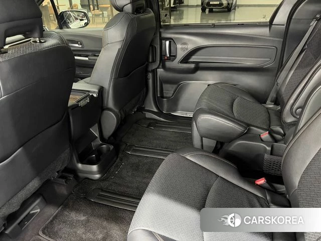 Toyota Sienna 4th Generation 2025 Белый из Кореи, фото 6