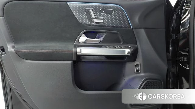 Mercedes-Benz GLB-Class X247 2025 Черный из Кореи, фото 6